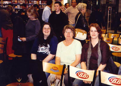 {short description of image}